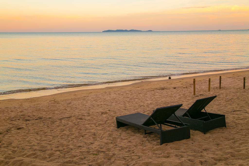 Seanery Beach Resort Bang Saphan Εξωτερικό φωτογραφία